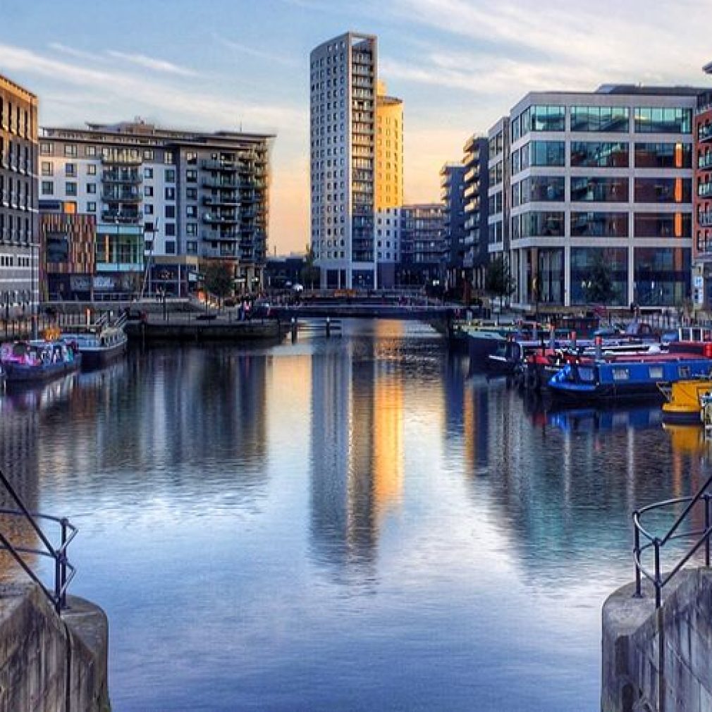 7f046f1a-city-18998-165876eb3c9